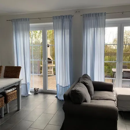 Feriehus Haus Am Dorfteich C Kinderfreundlic Femern