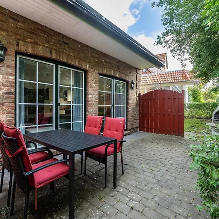 Haus Am Dorfteich C Kinderfreundlic Femern